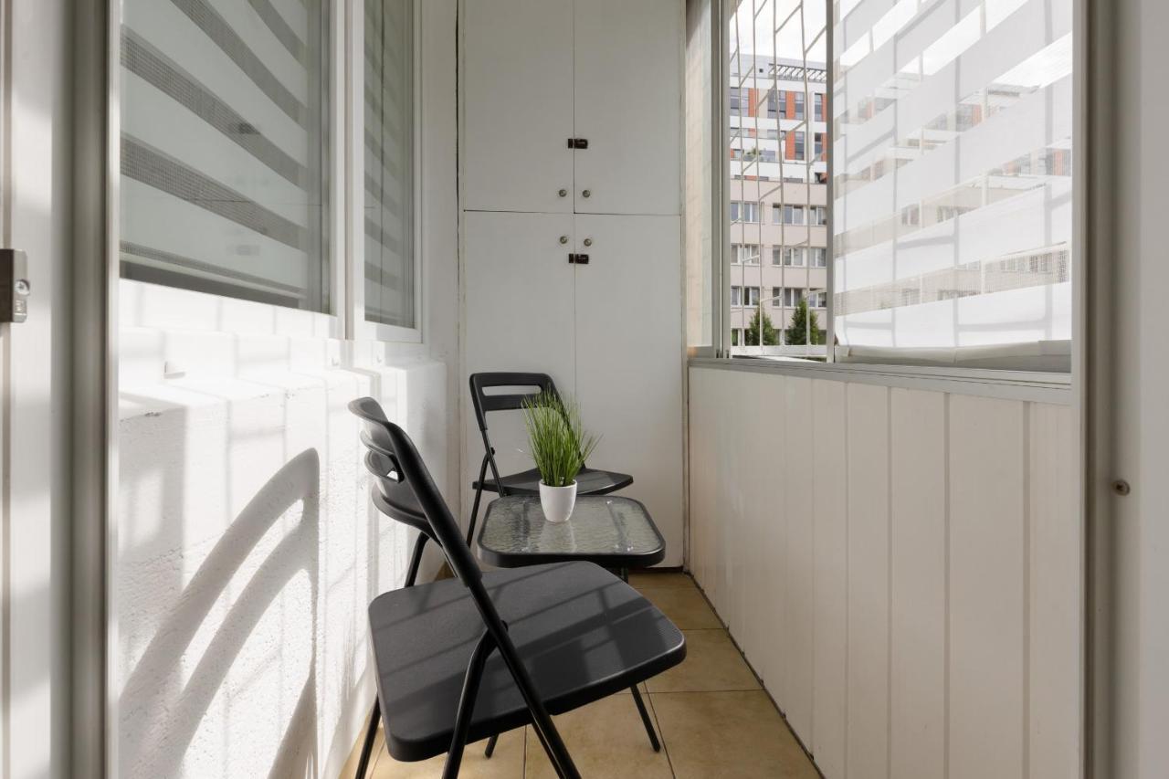 Heart Of Zielna By Renters Apartament *